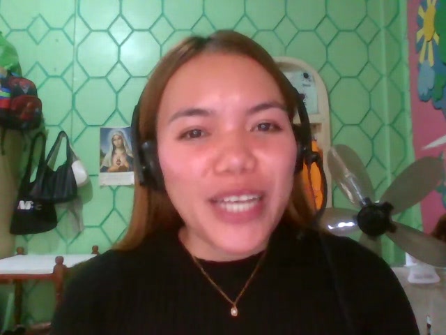 Juliet B. — roofing virtual assistant applicant